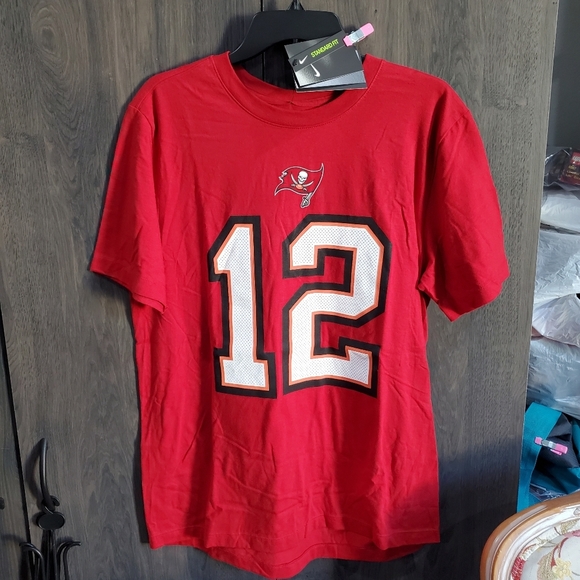 Nike #12 Brady Tampa Bay Buccaneers NFL T shirt Size M L👀K Tee-Shirt Tee GOAT - Picture 2 of 8